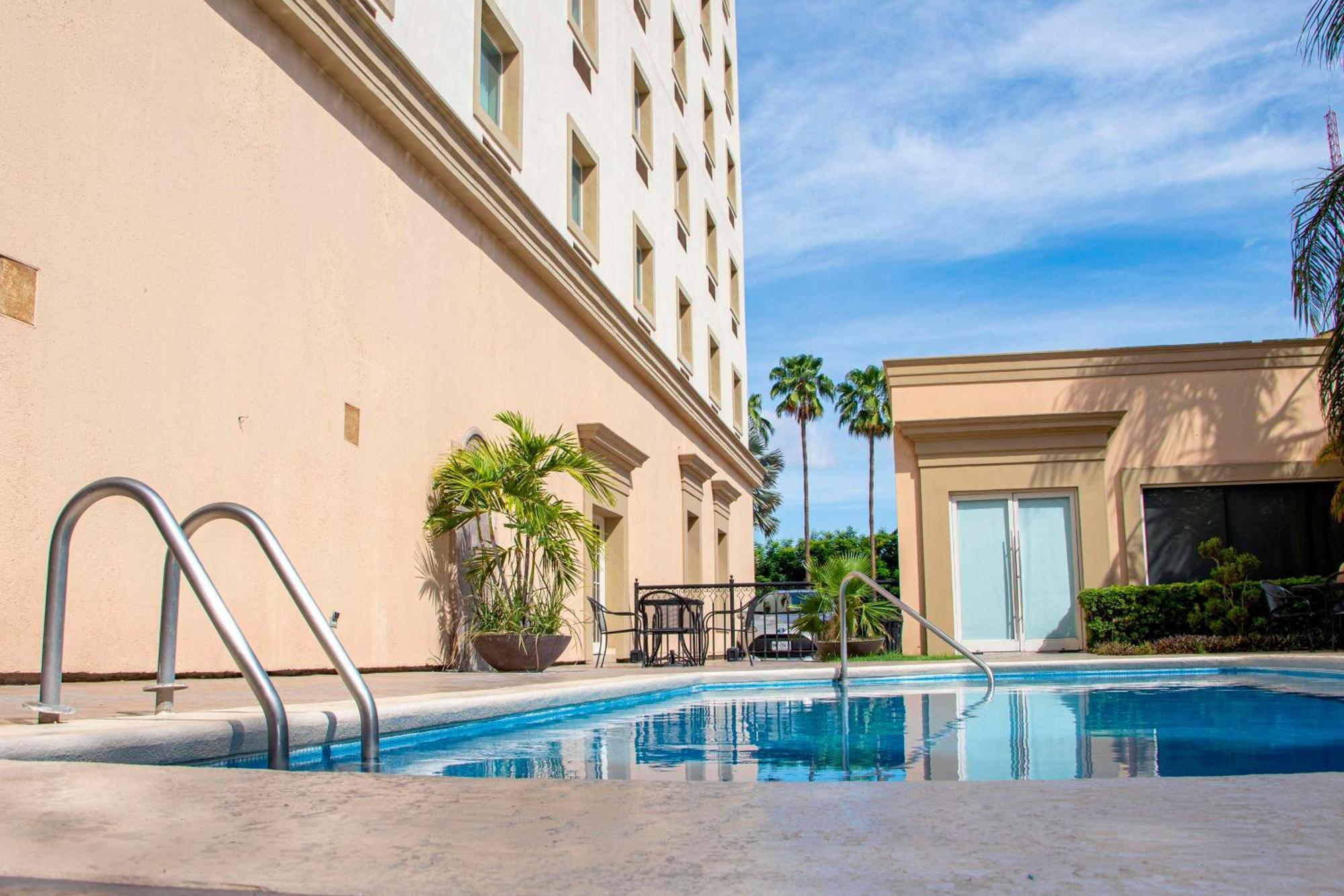 Best Western Plus לוס מוצ'יס מראה חיצוני תמונה
