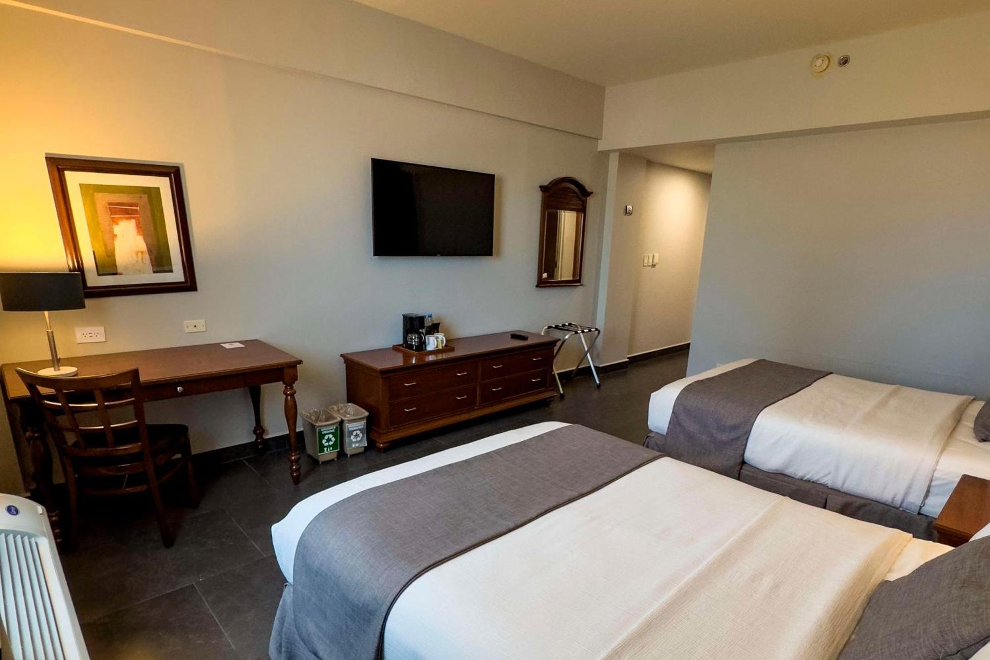 Best Western Plus לוס מוצ'יס מראה חיצוני תמונה