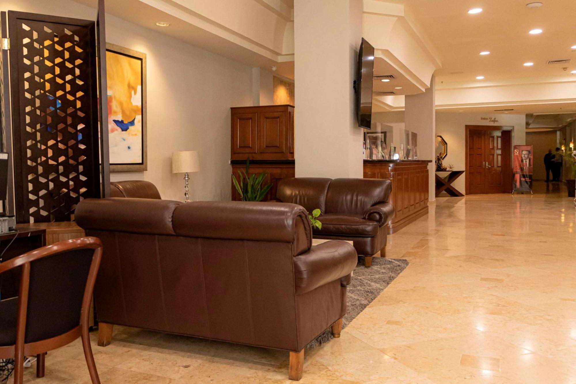 Best Western Plus לוס מוצ'יס מראה חיצוני תמונה